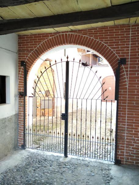 Borgo Antico Chalet Appartamenti Fara Novarese Kültér fotó